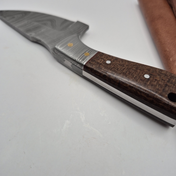Handcrafted Damascus Steel Knife with Brown Handle - Picture 9 of 10